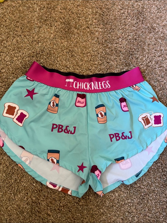 Chicknlegs Pants - ChicknLegs PB&J shorts